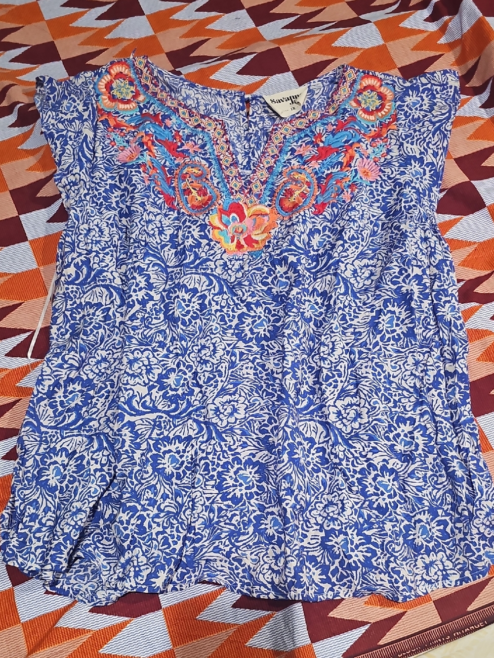 Savanna Jane Blue Floral Top with Multicolor Embroidery 83% Rayon, 17% Nylon